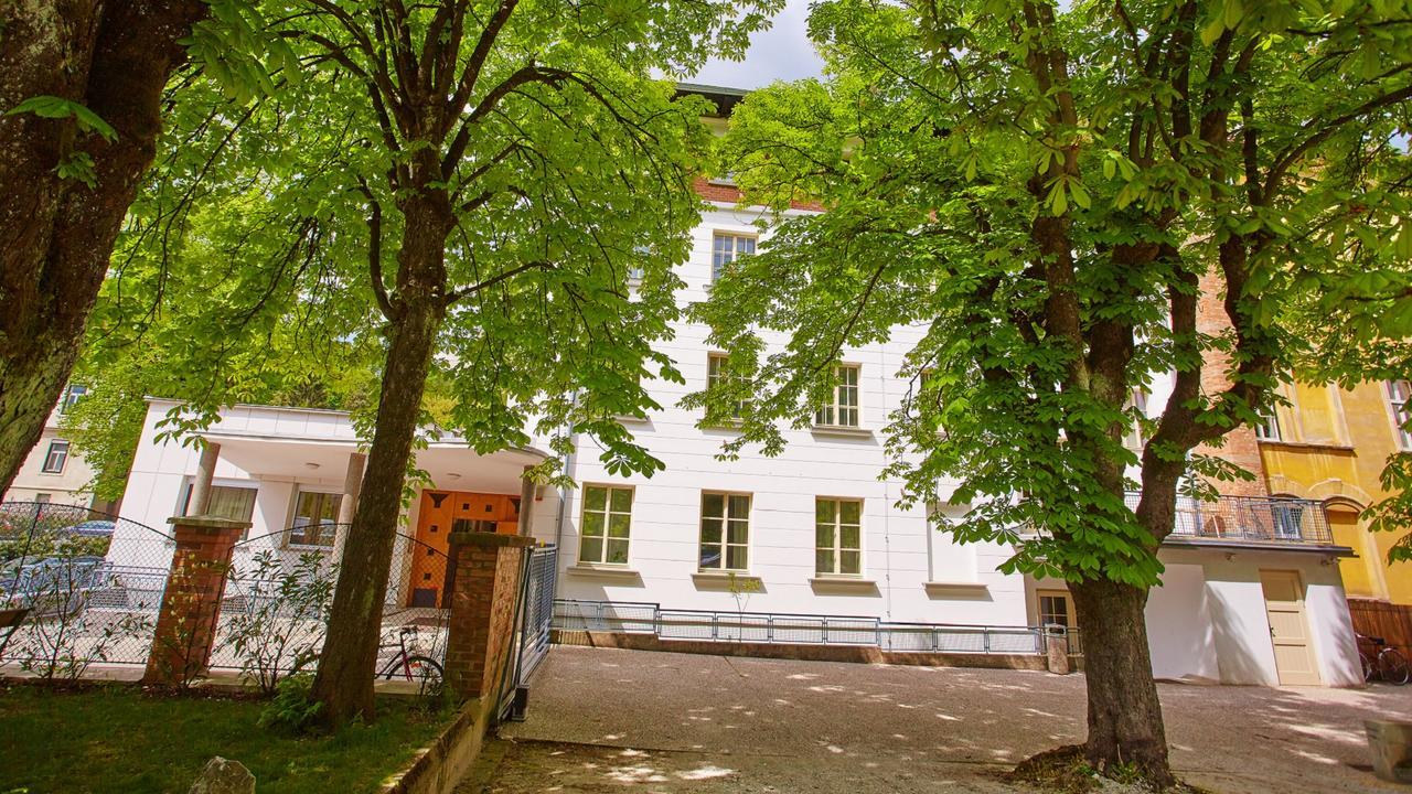 Saint Ignatius Retreat House Bed and Breakfast Ljubljana Eksteriør billede